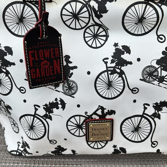 DOONEY BOURKE LADIES DISNEY BICYCLE FLOWER AND GARDEN 2015 TOTE BAG - Picture 2 of 11